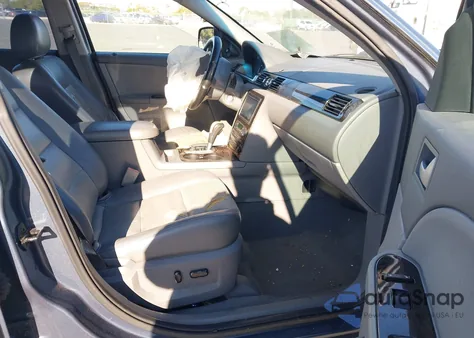 2005 Mercury Montego Premier from USA, damaged, VIN 1MEHM42145G616088